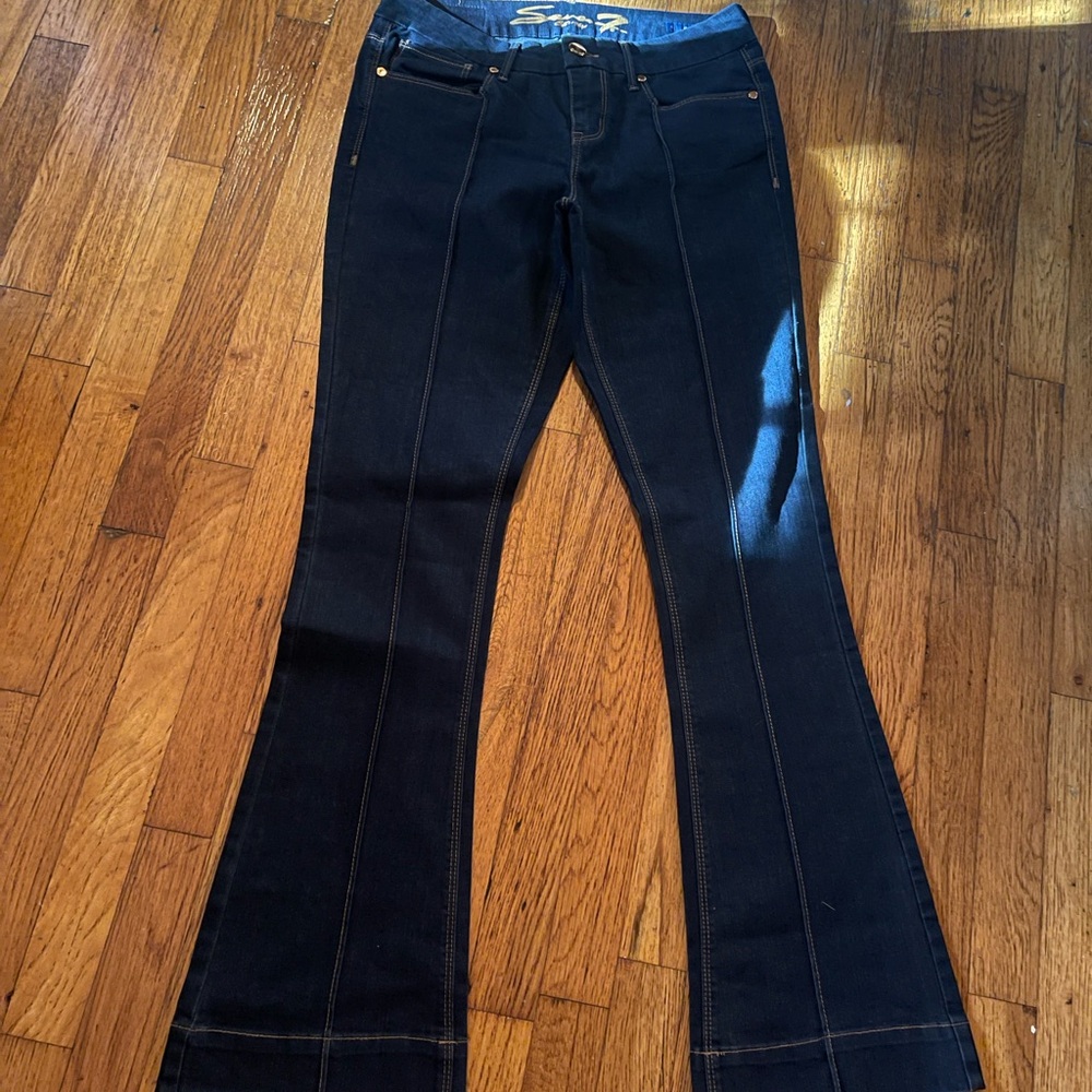 NWOT flare jeans